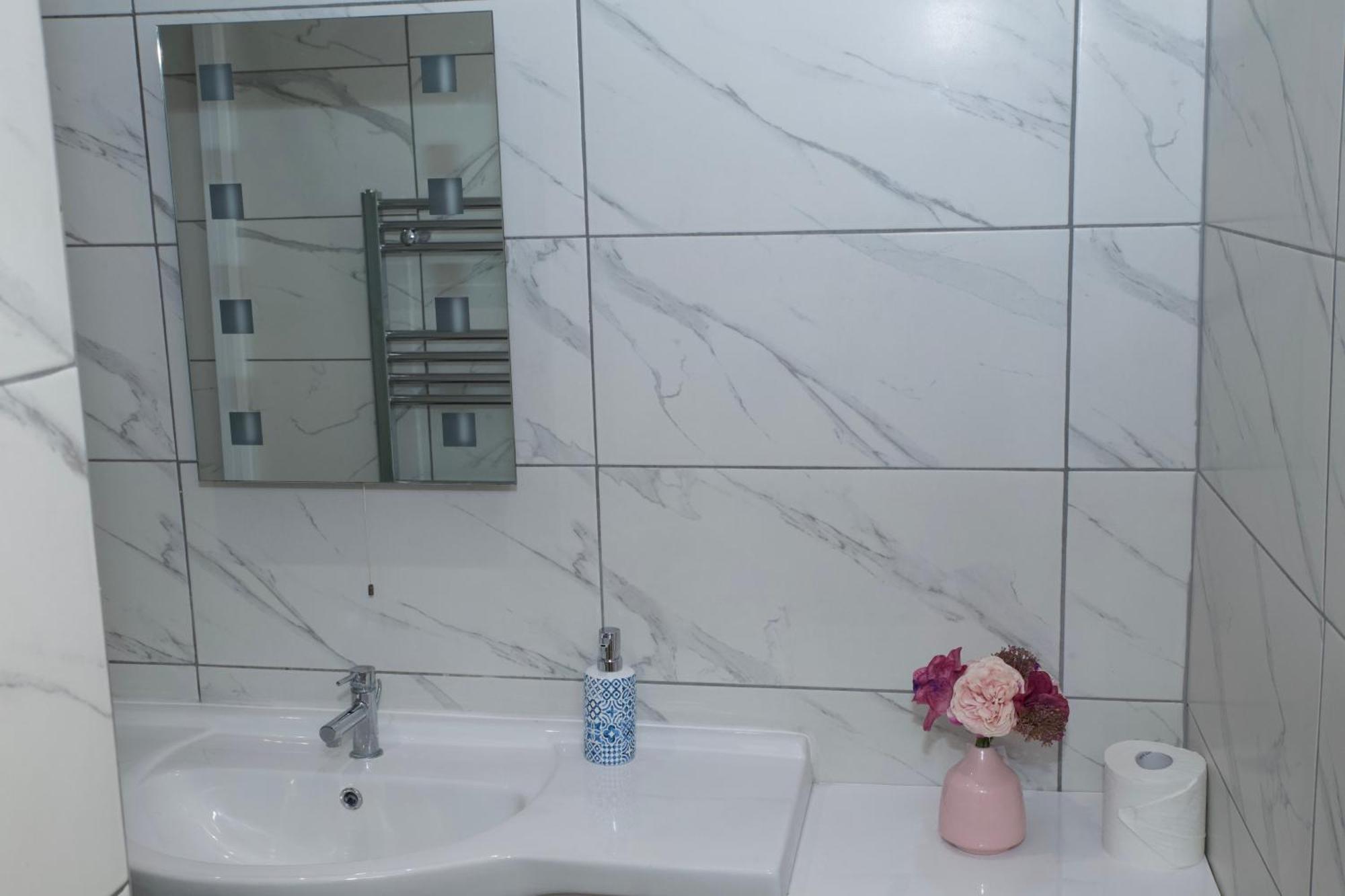 Spacious Modern 2 Bed Flat In City Centre Reading Luaran gambar