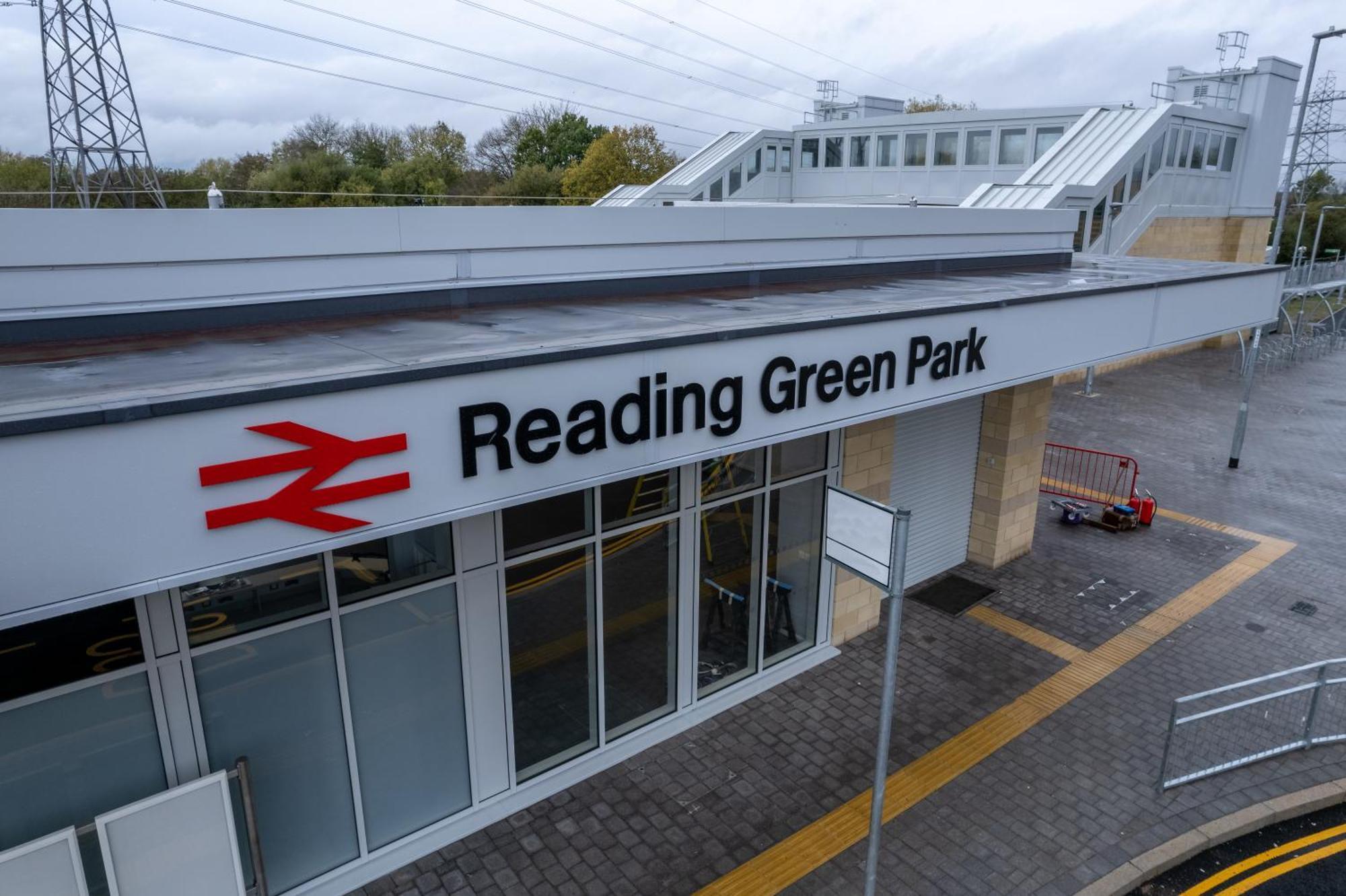 Spacious Modern 2 Bed Flat In City Centre Reading Luaran gambar